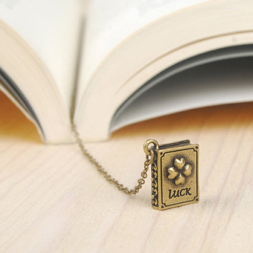 B1 Book Clover | BooKiss (Korea) | Metal Bookmarks