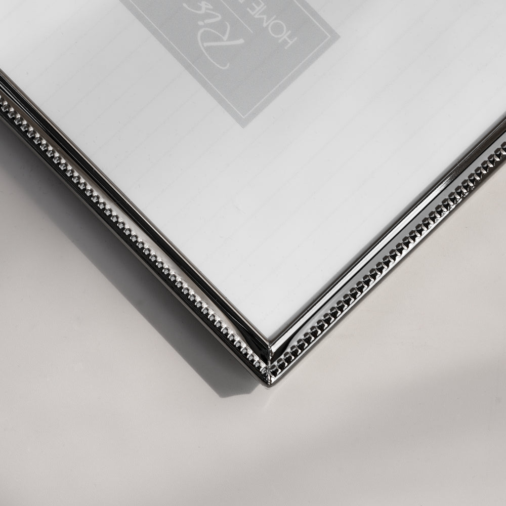 RIS Minimalist Black Chrome Picture Frame (8" x 10") | Desktop Design | Metal Frame